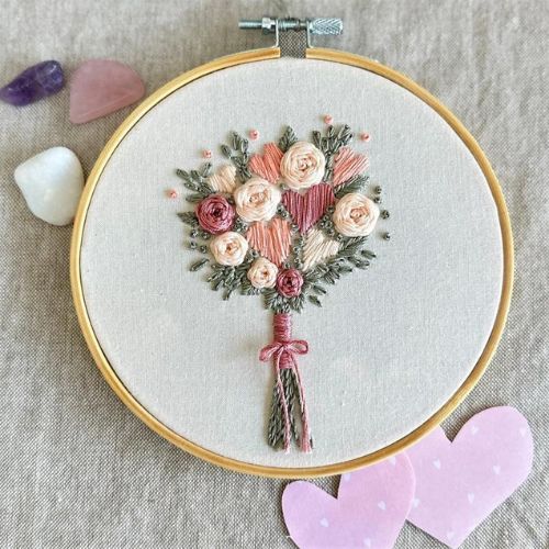 Bouquet Hearts and Roses pattern on Etsy